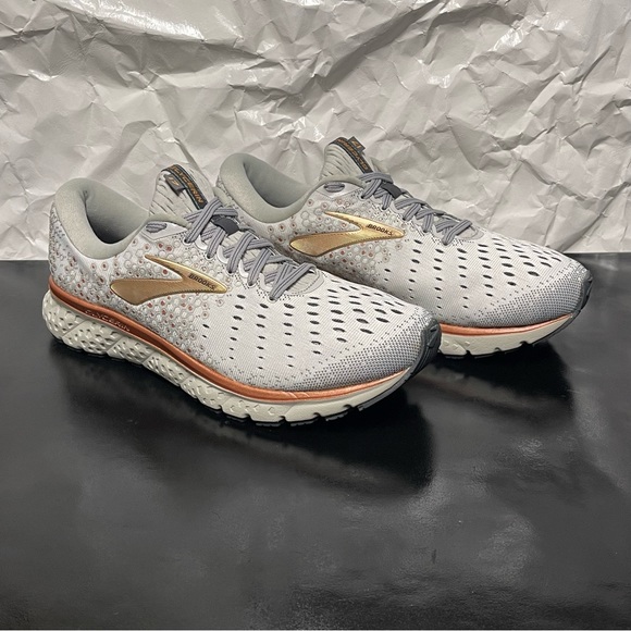 Brooks Glycerin 17 11202831B185 Women’s White Running Shoes Size 10.5B - Picture 2 of 16